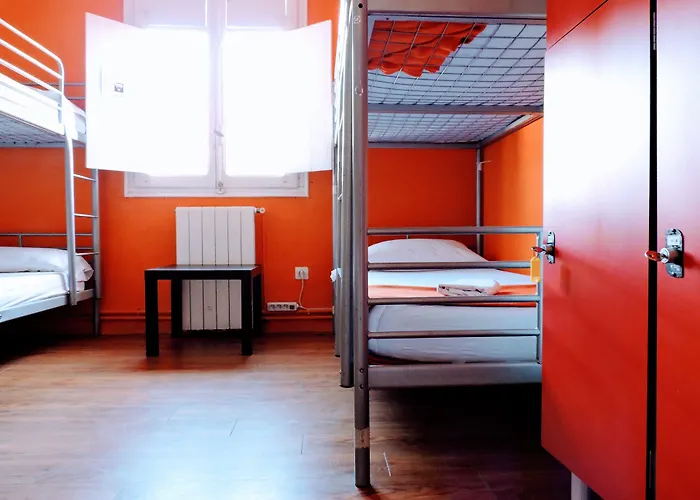 Feetup Backpackers * Valencia