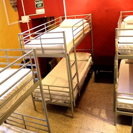 Feetup Backpackers Hostal