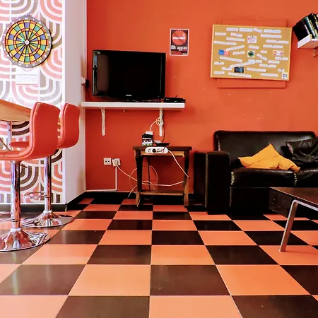 Feetup Backpackers Valencia