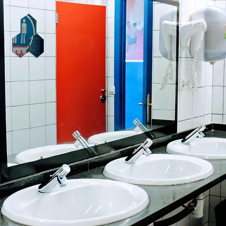 Feetup Backpackers Hostel