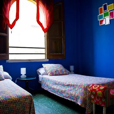 Feetup Backpackers Valence