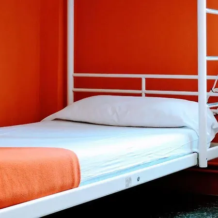 Feetup Backpackers Valence