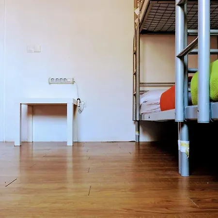 Feetup Backpackers Valence